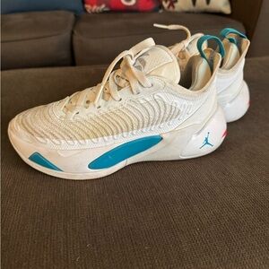 Luka 1 Basketball Youth Shoes White and Blue